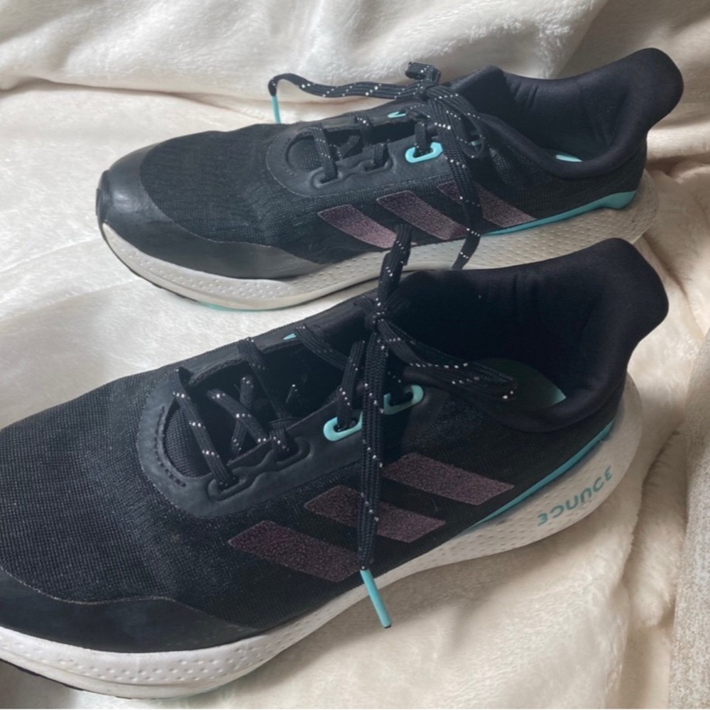 Adidas Bounce Black Sneakers